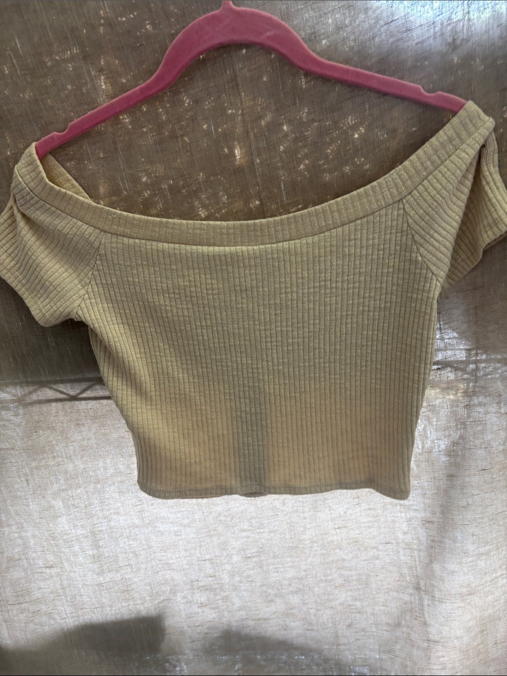 Off-Shoulder Ribbed Button-Front Crop Top - Olive - Picture 3 of 3